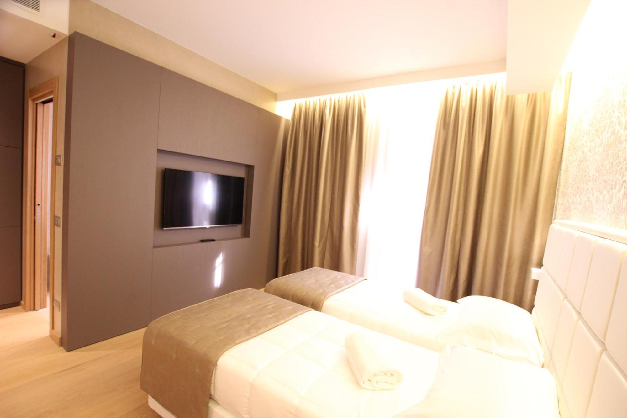 Mokinba Hotels Baviera Milão Quarto foto